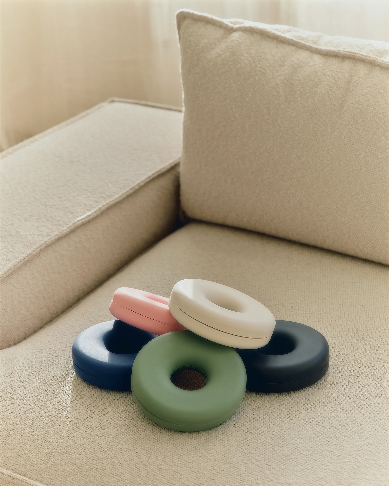 Cable Bagel - Charcoal - Image 4