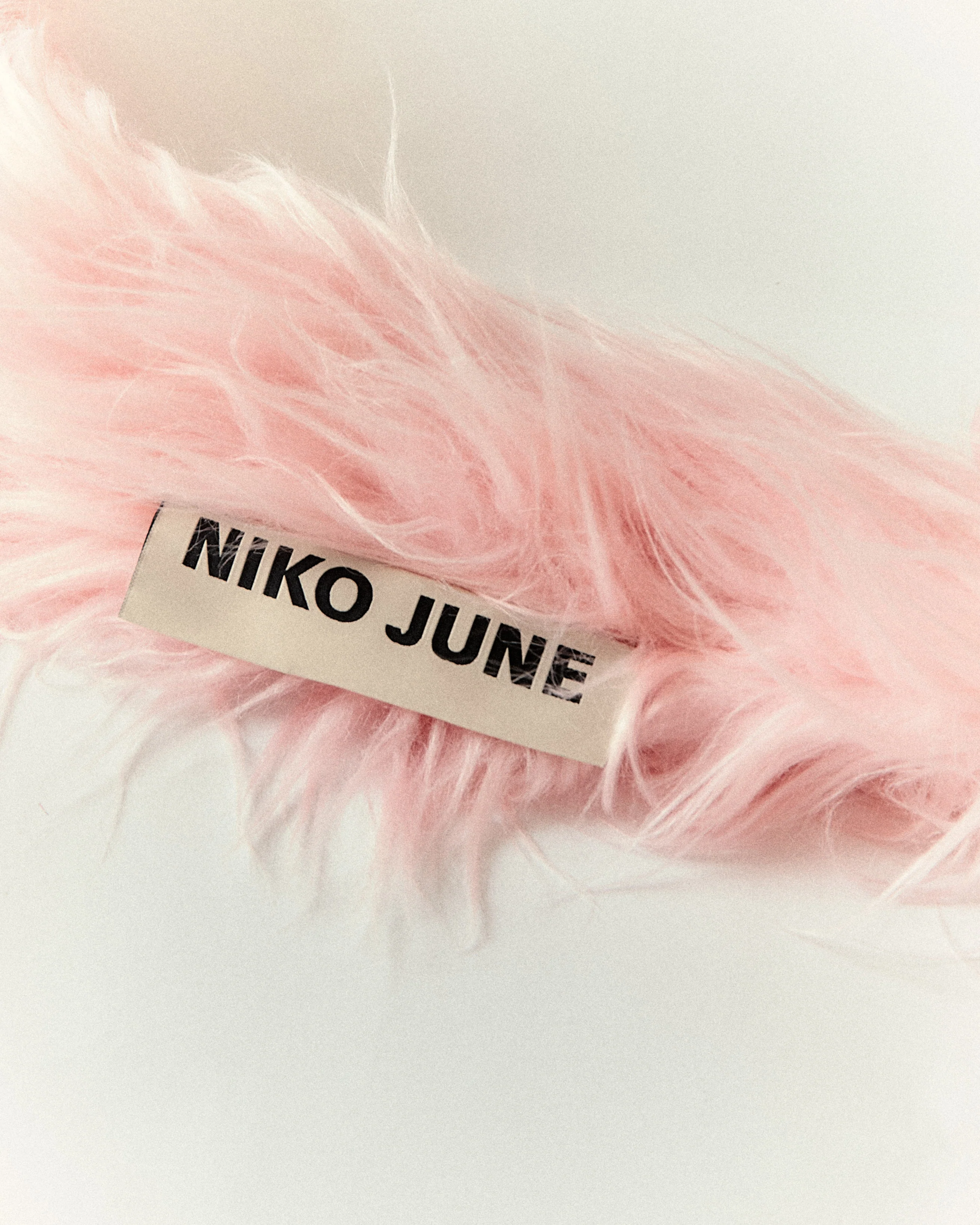 FURRY - Bubble Gum - Image 3