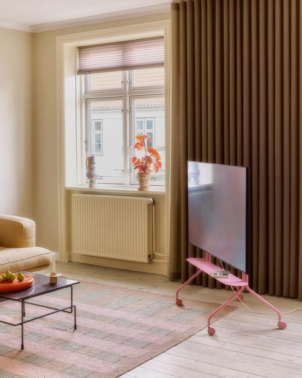 Moon Rollin' - Bubble Gum - Image 10