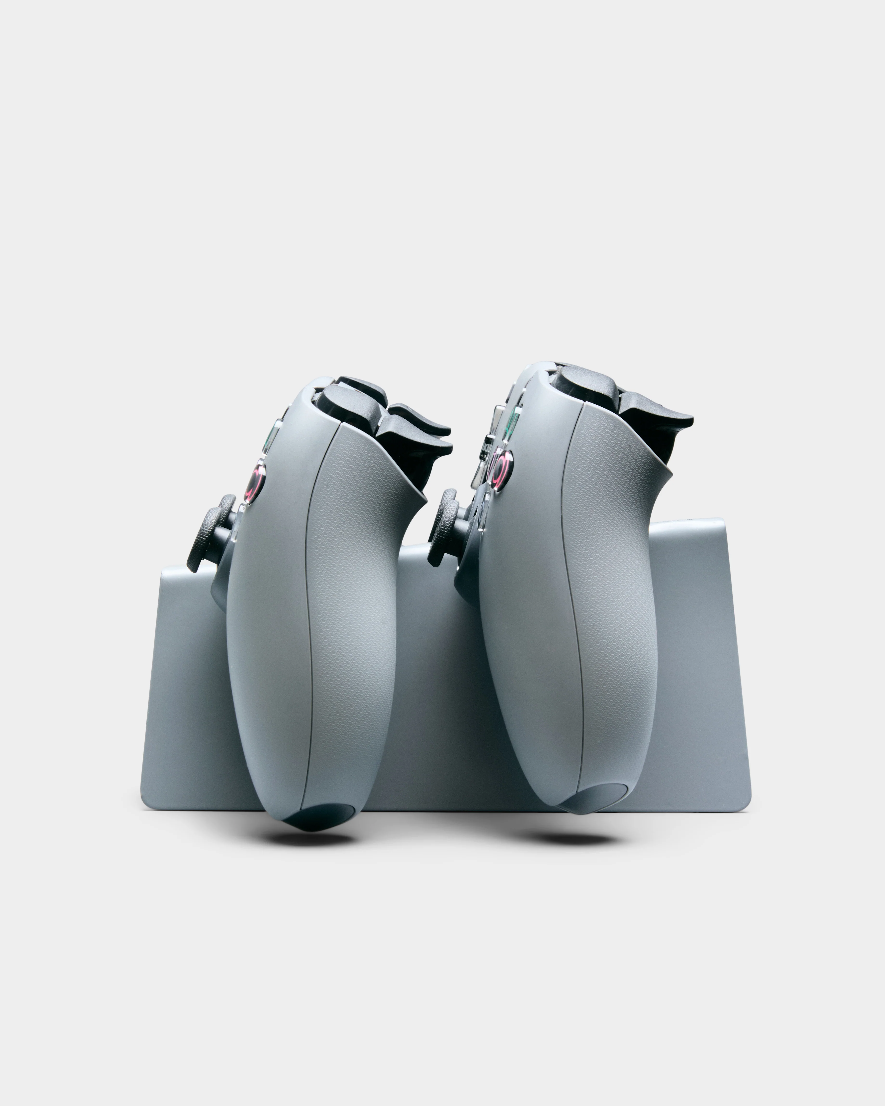 PlayStation® | Pedestal – Moon Legacy Edition - Legacy Gray - Image 9