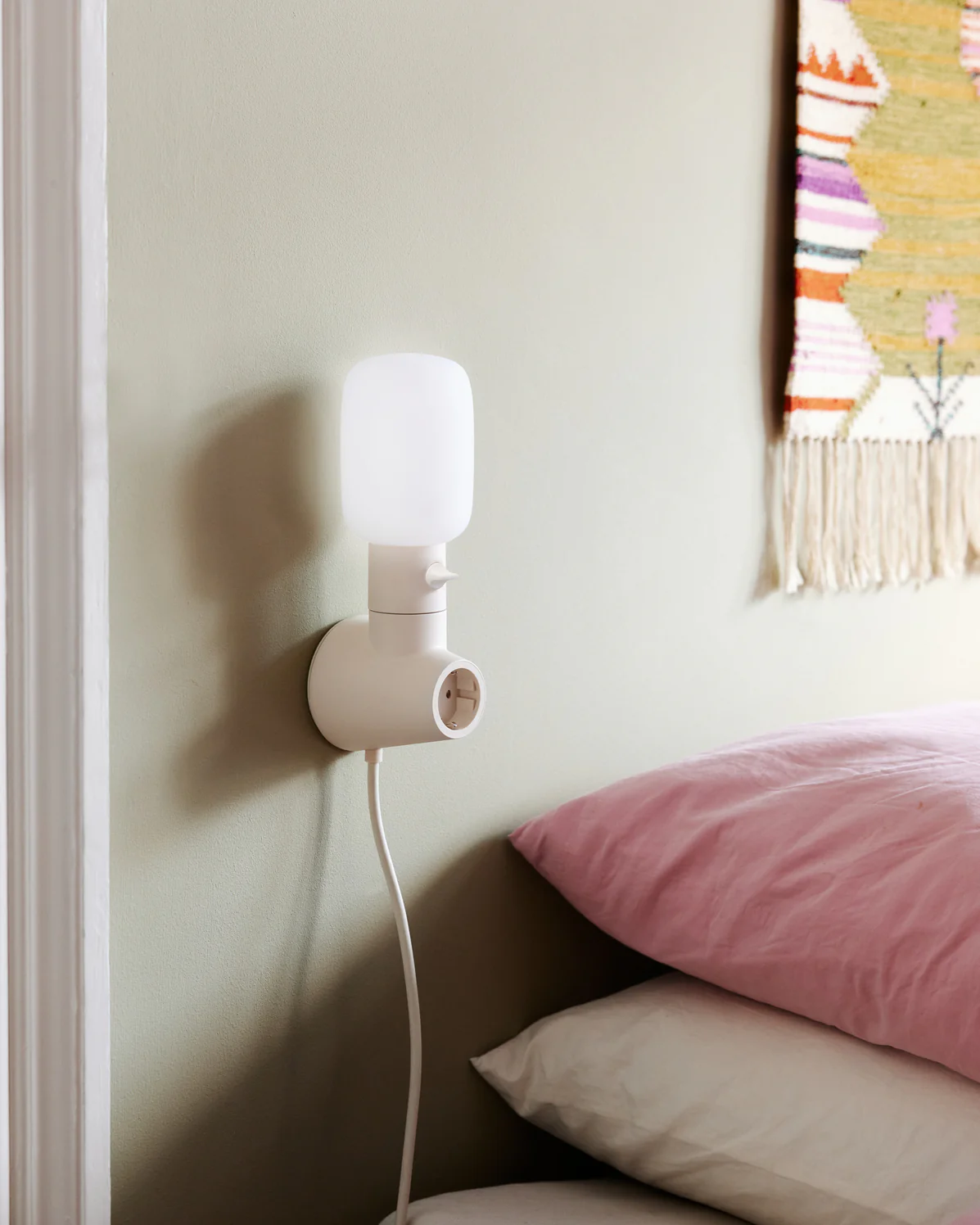 Plug-in Lamp - Pearl - Image 6